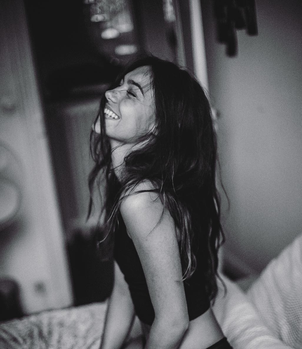 Charlotte — Model & Hostess in Paris photo 8