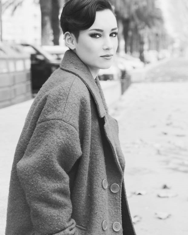 Marine — Model & Hostess in Paris photo 1