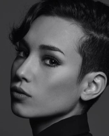 Marine — Model & Hostess in Paris photo 7