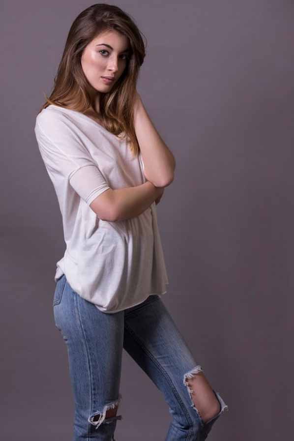 Lucie — Model & Hostess in Les Lilas photo 2