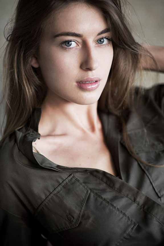 Lucie — Model & Hostess in Les Lilas photo 8