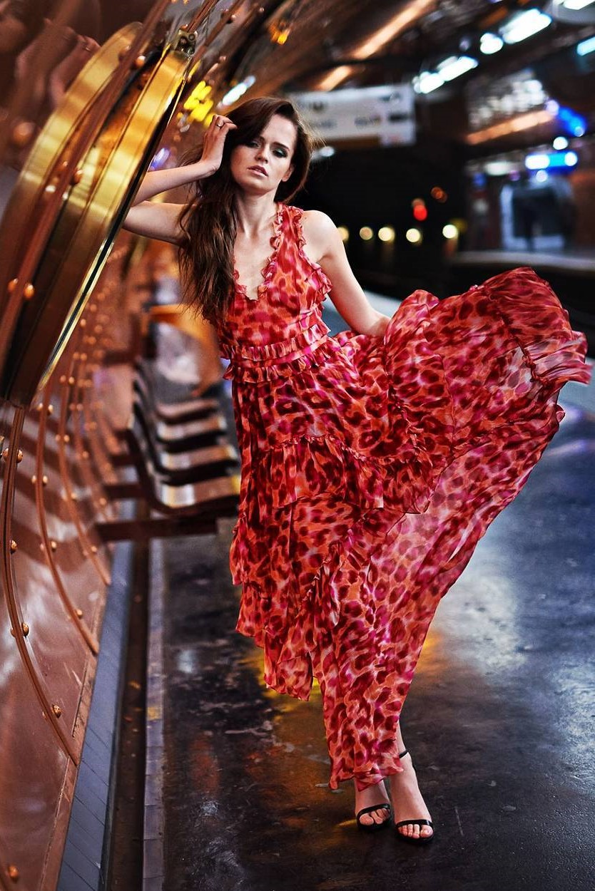 Elzbieta — Model & Hostess in Paris photo 11