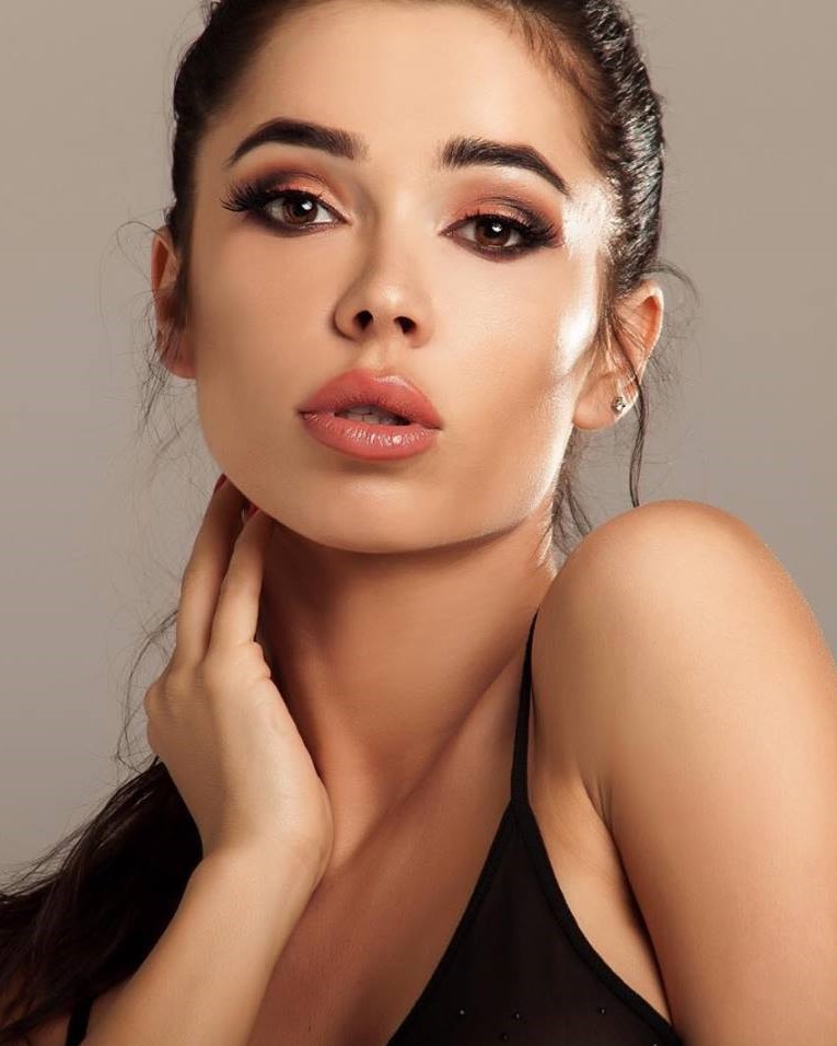 Andrada — Model & Hostess in Madrid photo 14