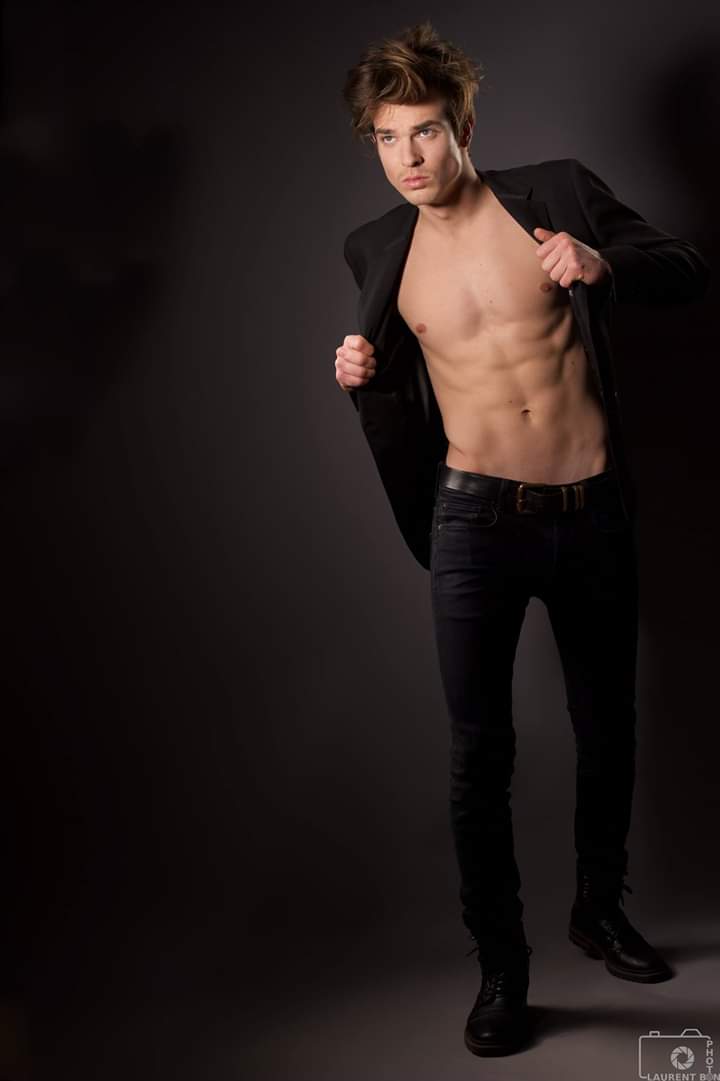 Perez — Model & Host in Lorient photo 12