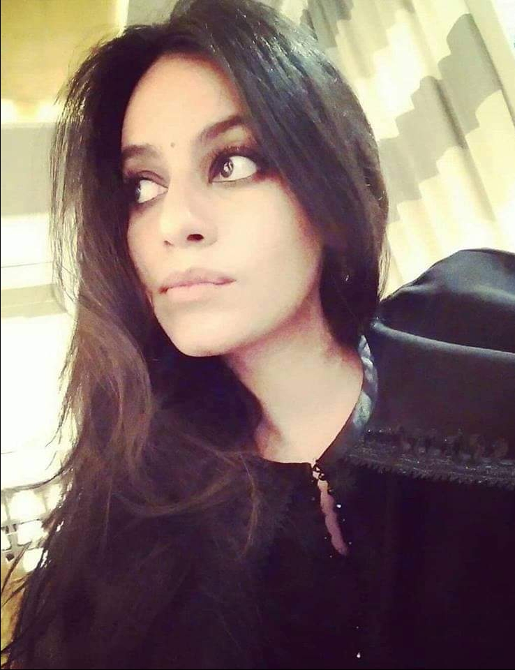 Hajar — Model & Hostess in Paris photo 2