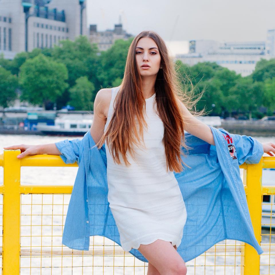 Ina — Model & Hostess in London photo 11