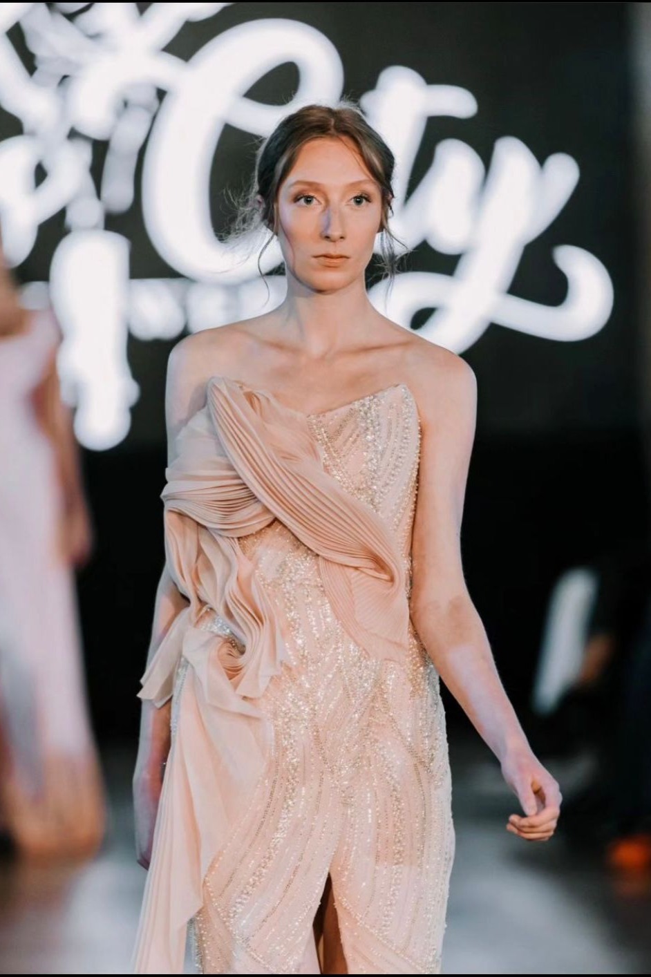 Lucie  — Model & Hostess in Paris photo 4