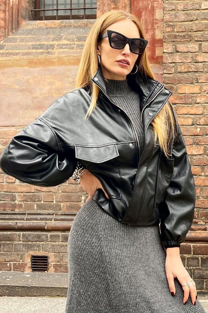 Antonella — Model & Hostess in Milano photo 21