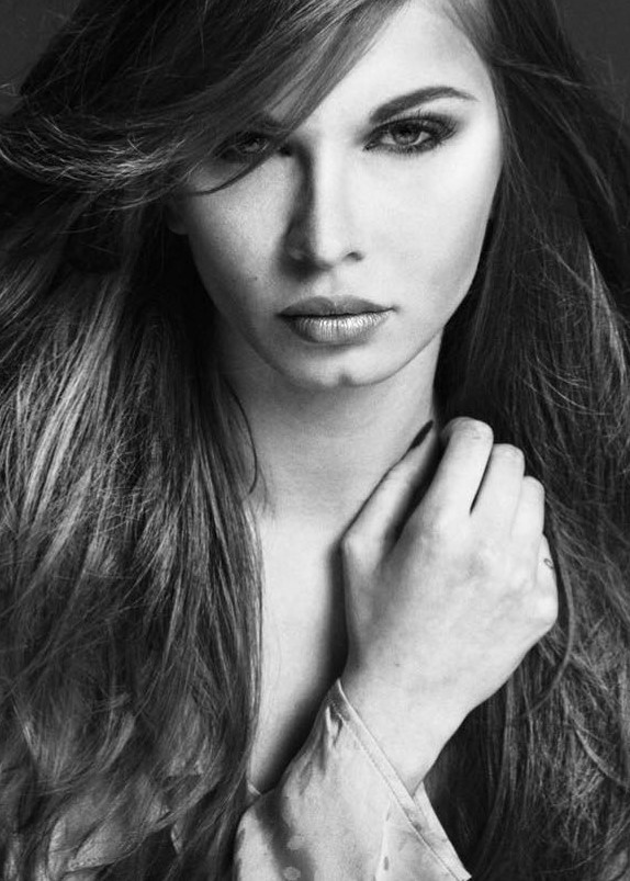 Carolina — Model & Hostess in Barcelona photo 1