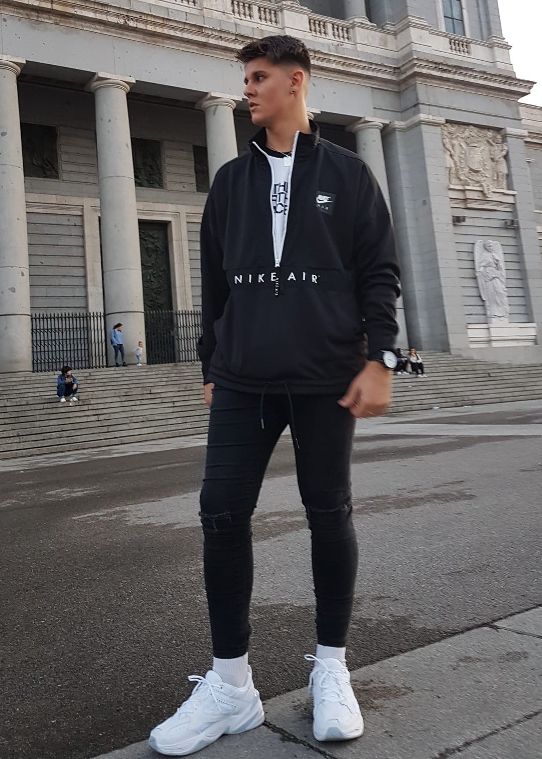 Ferran — Model & Host in Madrid photo 2