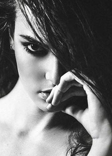 Sara — Model & Hostess in Madrid photo 3