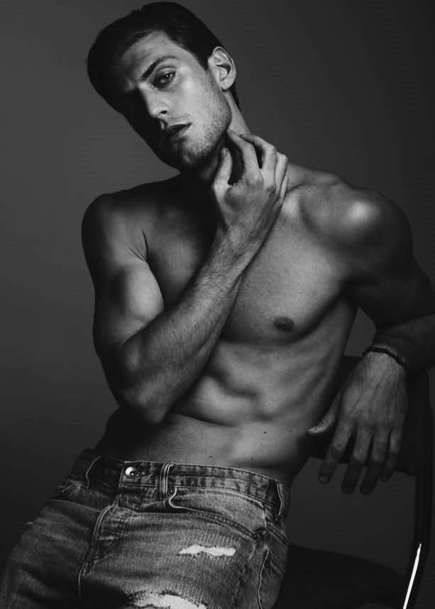 Maximiliano — Model & Host in Madrid photo 1
