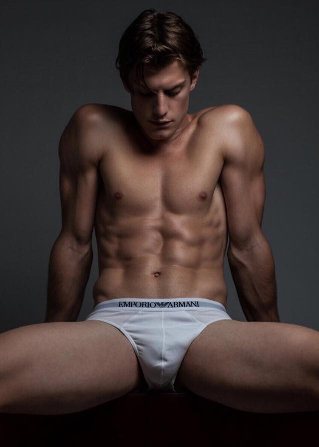 Maximiliano — Model & Host in Madrid photo 10