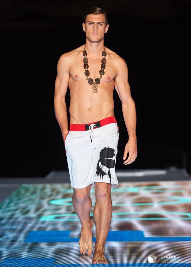 Maximiliano — Model & Host in Madrid photo 22