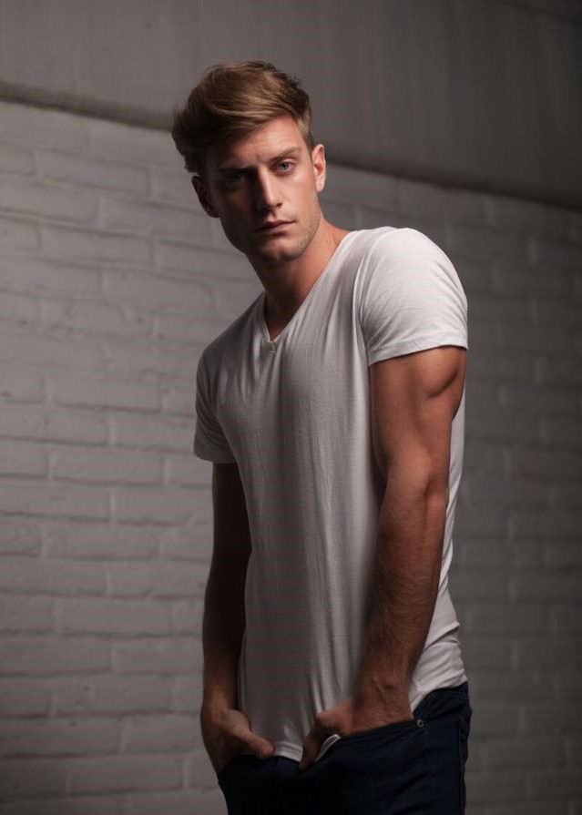 Maximiliano — Model & Host in Madrid photo 6
