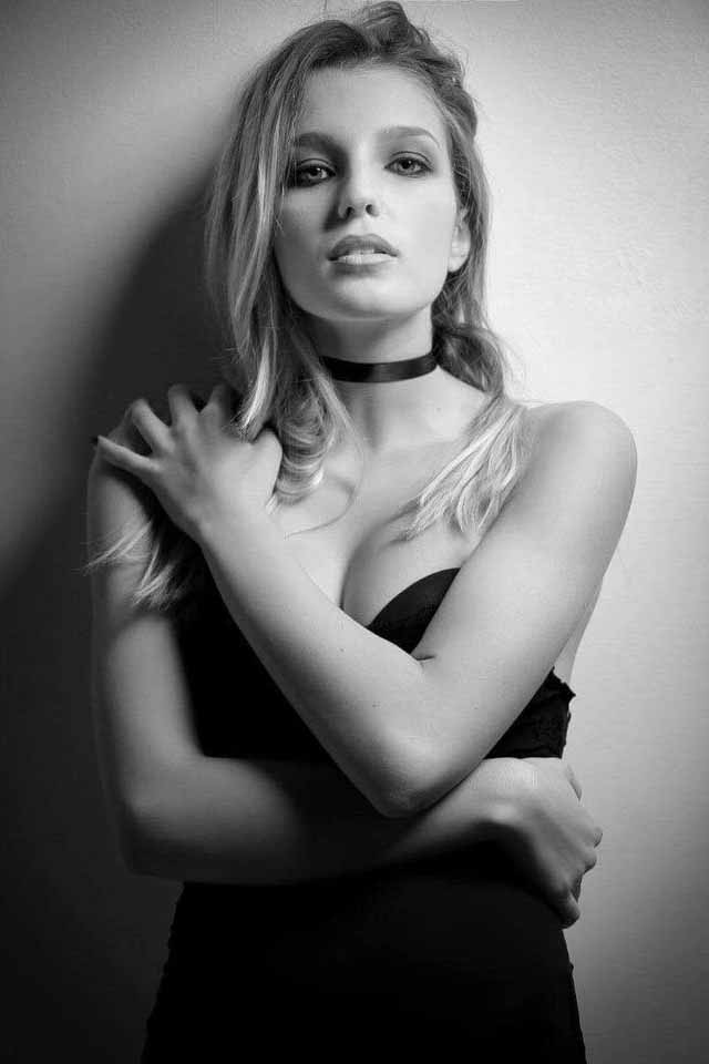 Chiara — Model & Hostess in Roma photo 2
