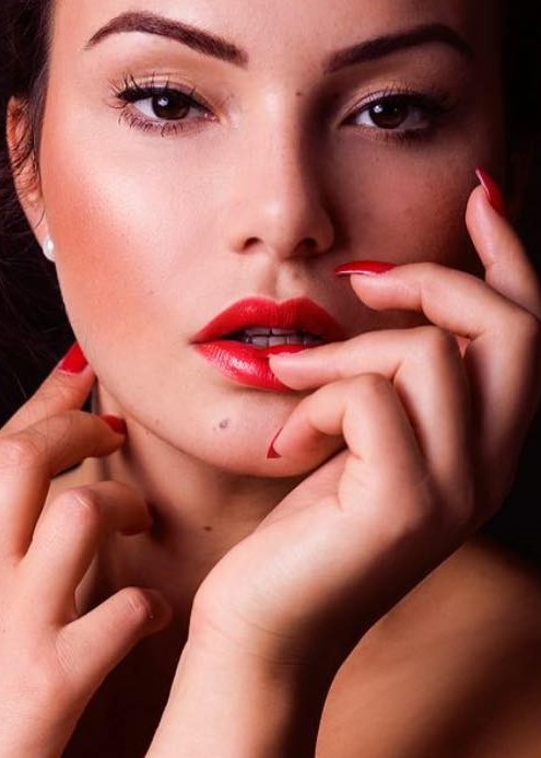 Denise — Model & Hostess in Londra photo 1