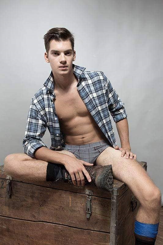 Oliver — Model & Host in Cremona photo 2