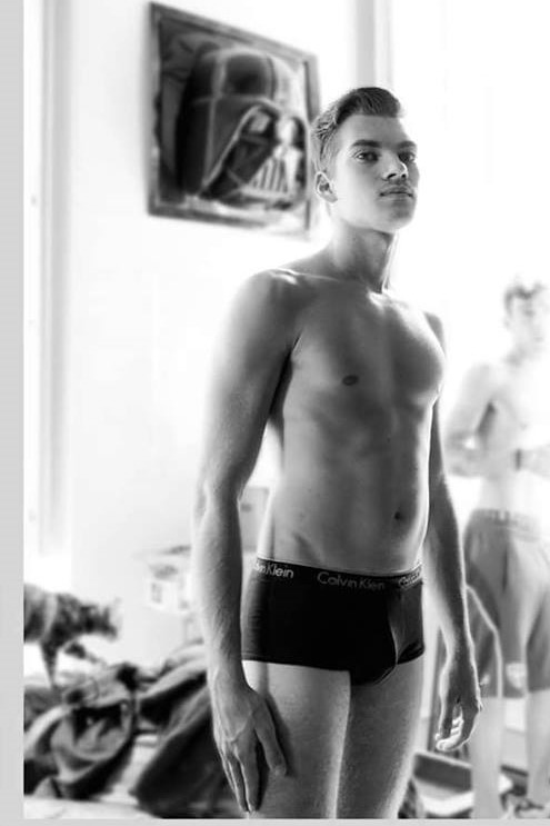 Oliver — Model & Host in Cremona photo 6