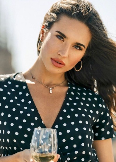 Maria — Model & Hostess in Dubai photo 2