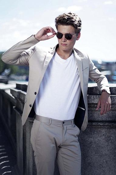 Rafael — Model & Host in Vaud photo 1
