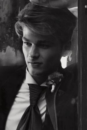 Rafael — Model & Host in Vaud photo 7