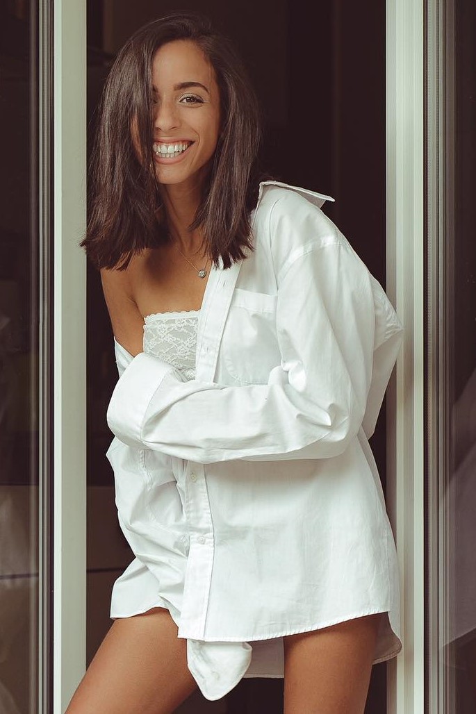 Anissa In&egrave;s  — Model & Hostess in Is&egrave;re photo 8