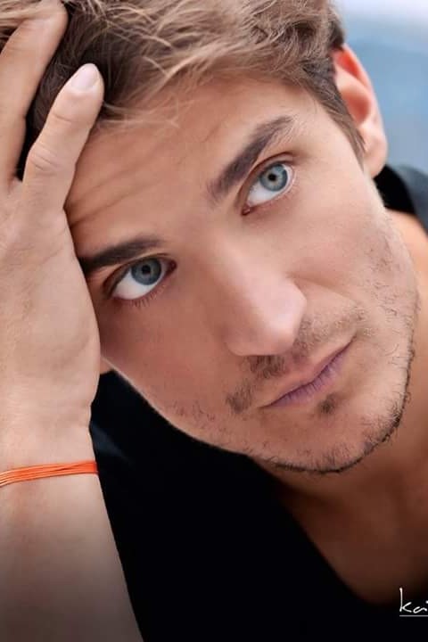 Thomas  — Model & Host in Rh&ocirc;ne photo 2