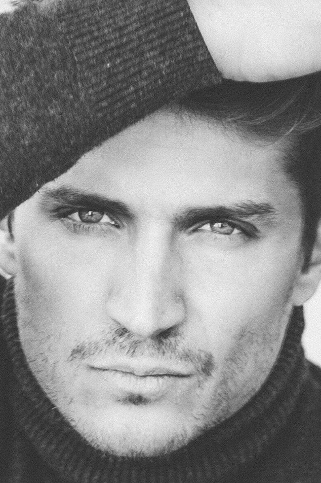Thomas  — Model & Host in Rh&ocirc;ne photo 20