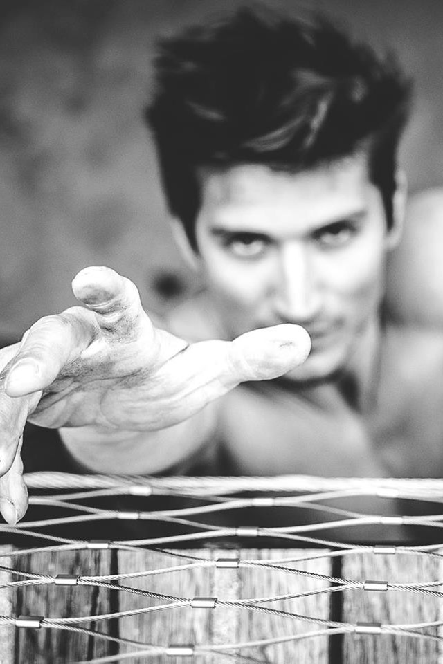Thomas  — Model & Host in Rh&ocirc;ne photo 4