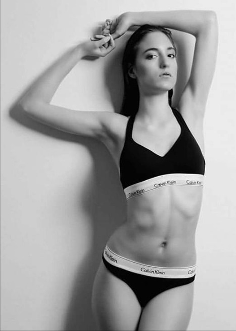 Elena — Model & Hostess in Prato photo 4
