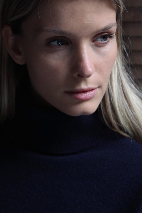 Marion — Model & Hostess in Paris photo 11