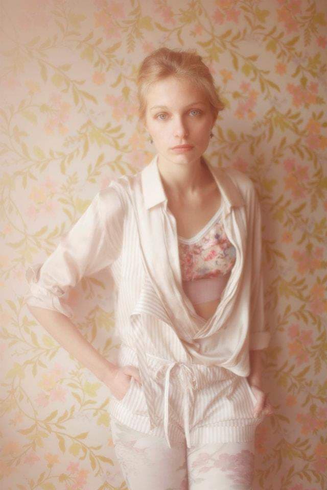 Ang&eacute;lique — Model & Hostess in Paris photo 13