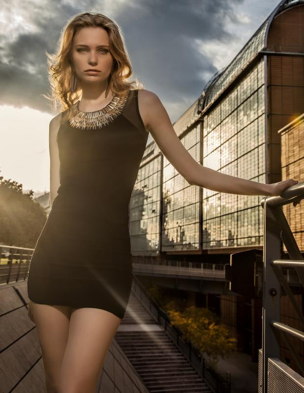 Ang&eacute;lique — Model & Hostess in Paris photo 4