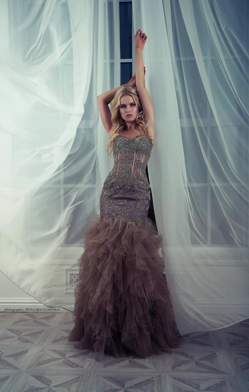 Ksenia — Model & Hostess in Paris photo 20