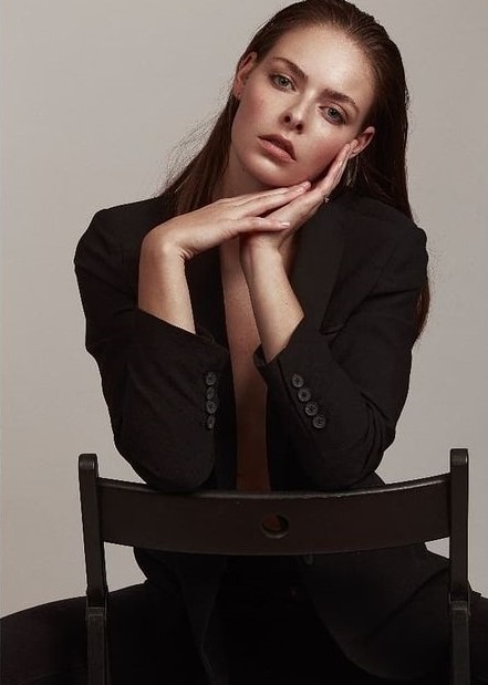 Jessica — Model & Hostess in Paris photo 7