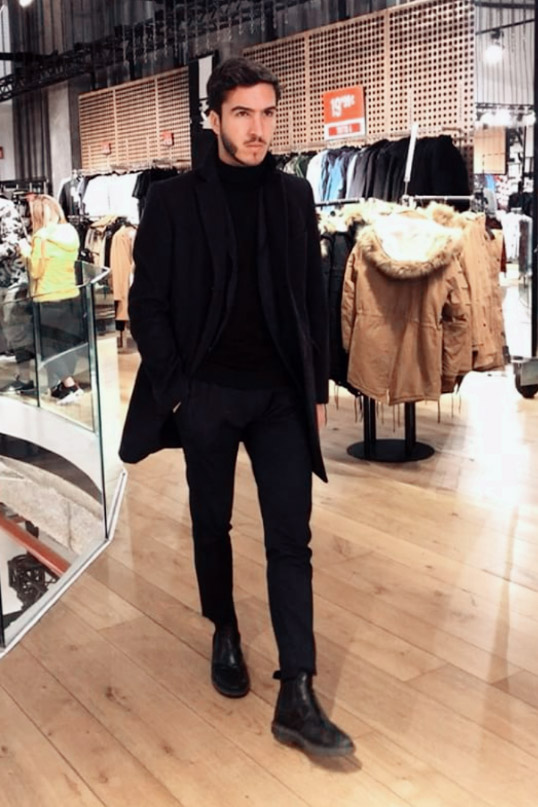 Andrei — Model & Host in Milano photo 1
