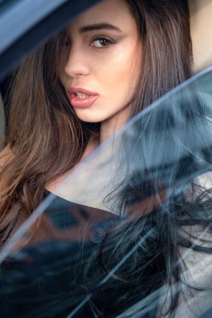 Tundra  — Model & Hostess in Milano photo 8
