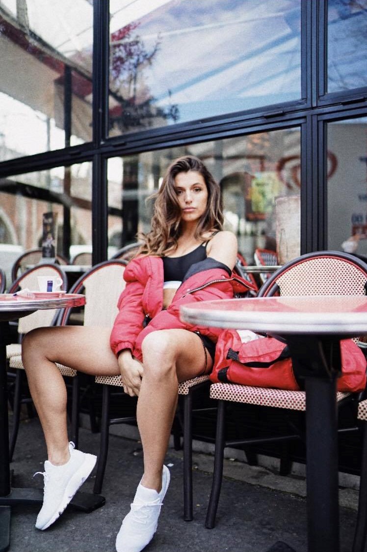 Alice  — Model & Hostess in Paris photo 3