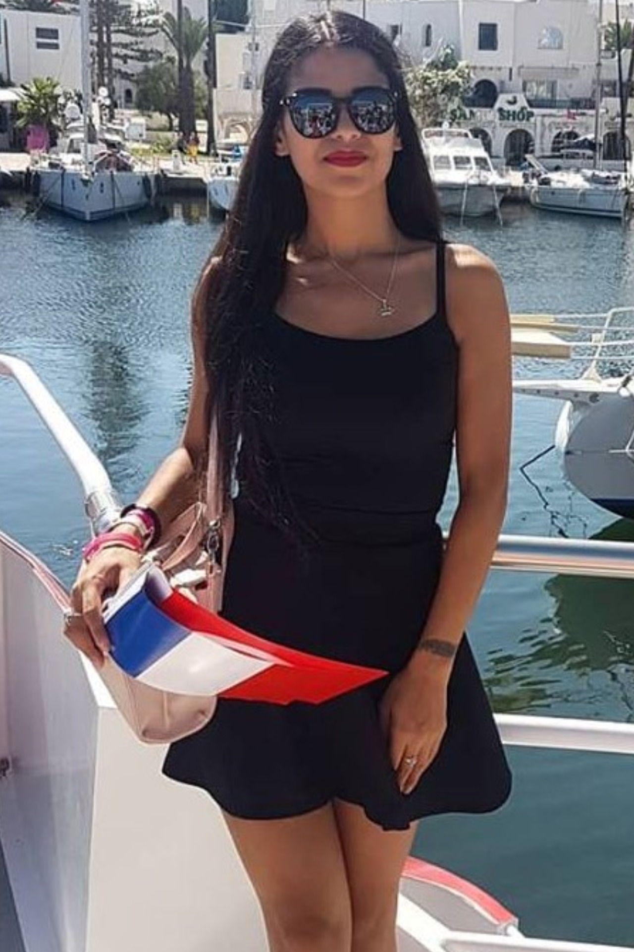 Fidana — Model & Hostess in Paris photo 8