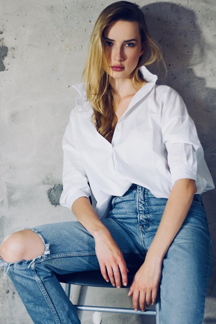 Liubov — Model & Hostess in Milano photo 1