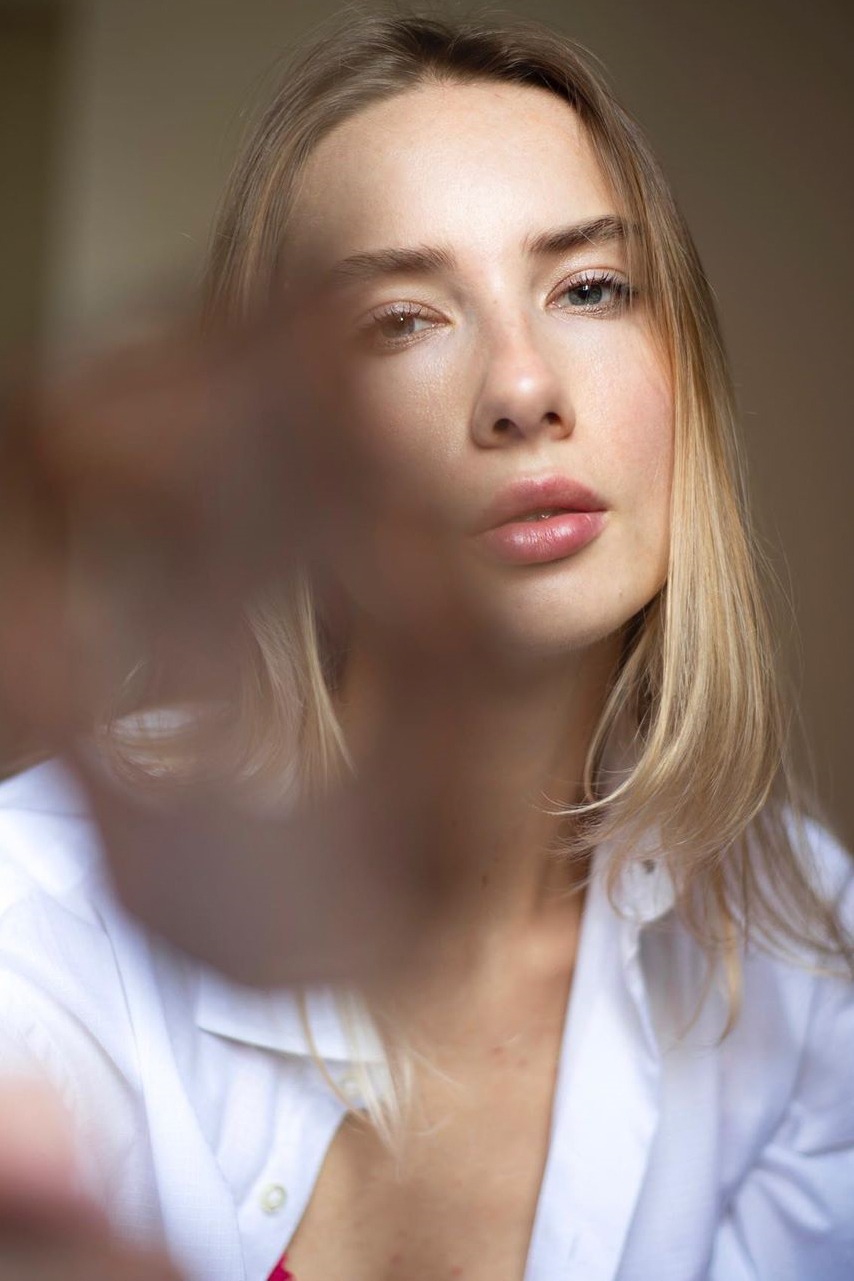 Liubov — Model & Hostess in Milano photo 2