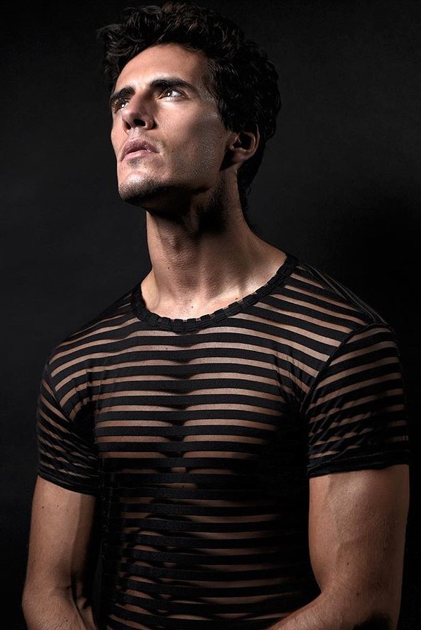 Kevin  — Model & Host in Lione photo 1