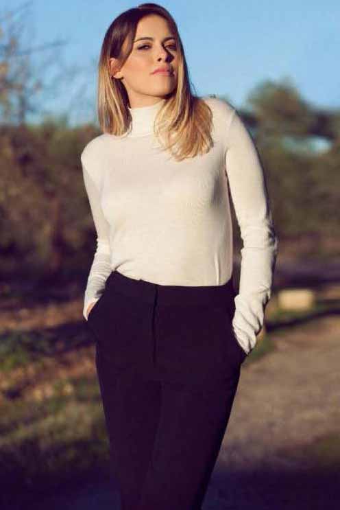 Lucia — Model & Hostess in Bari photo 21