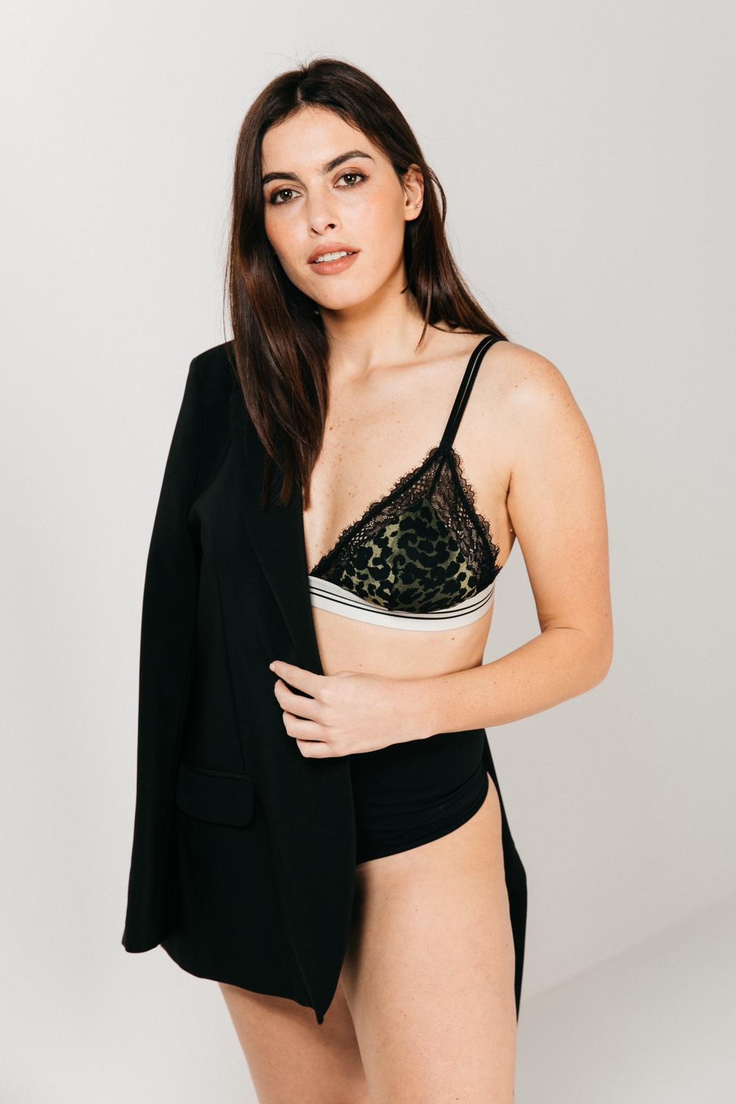 Lucia — Model & Hostess in Bari photo 9