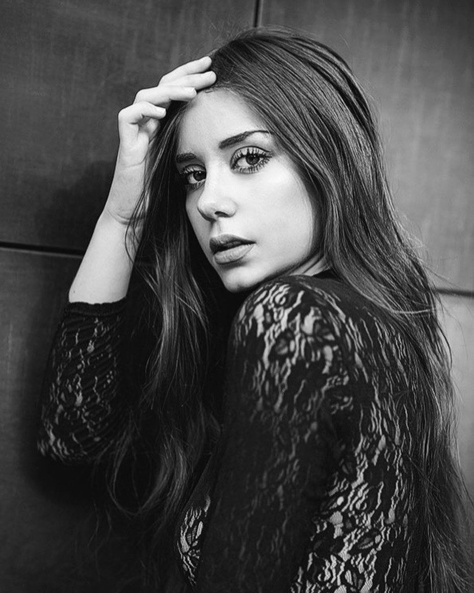 Estela — Model & Hostess in Madrid photo 26