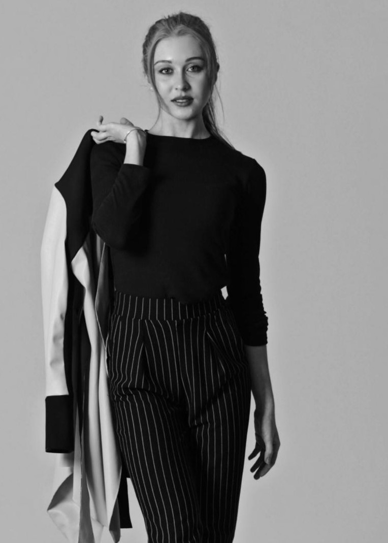Angelina — Model & Hostess in Madrid photo 6