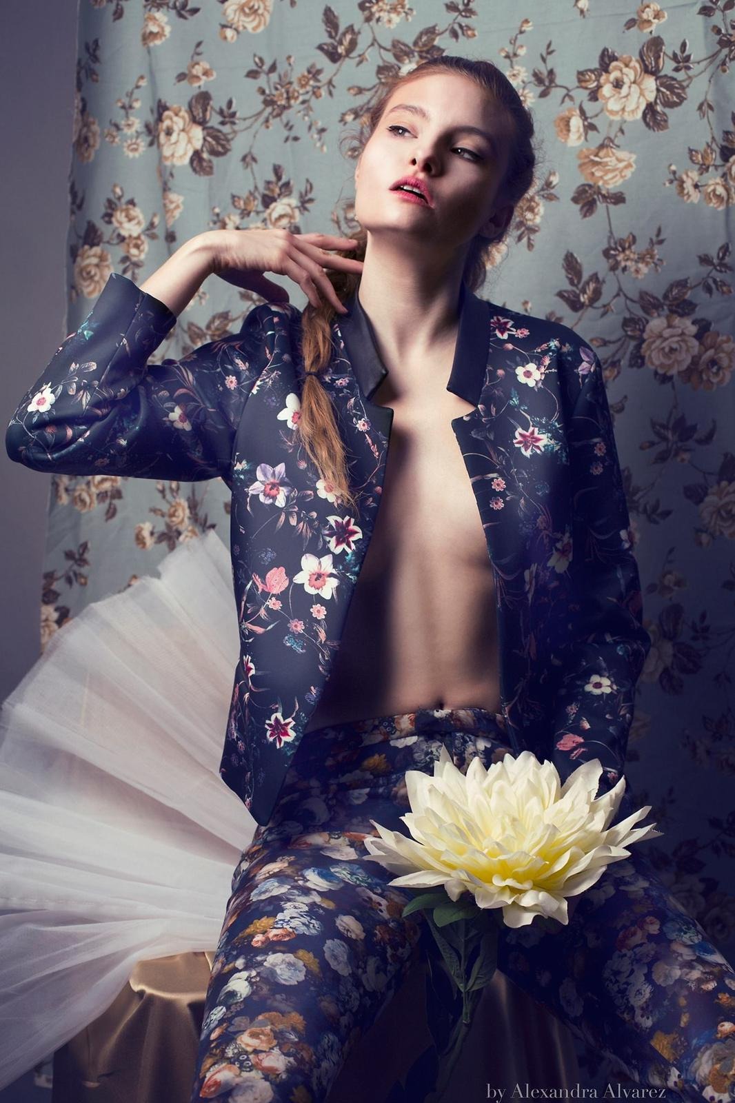 Penelope Ainhoa Soraya — Model & Hostess in Madrid photo 21