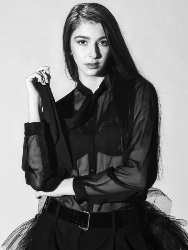 Viola — Model & Hostess in Bologna photo 4
