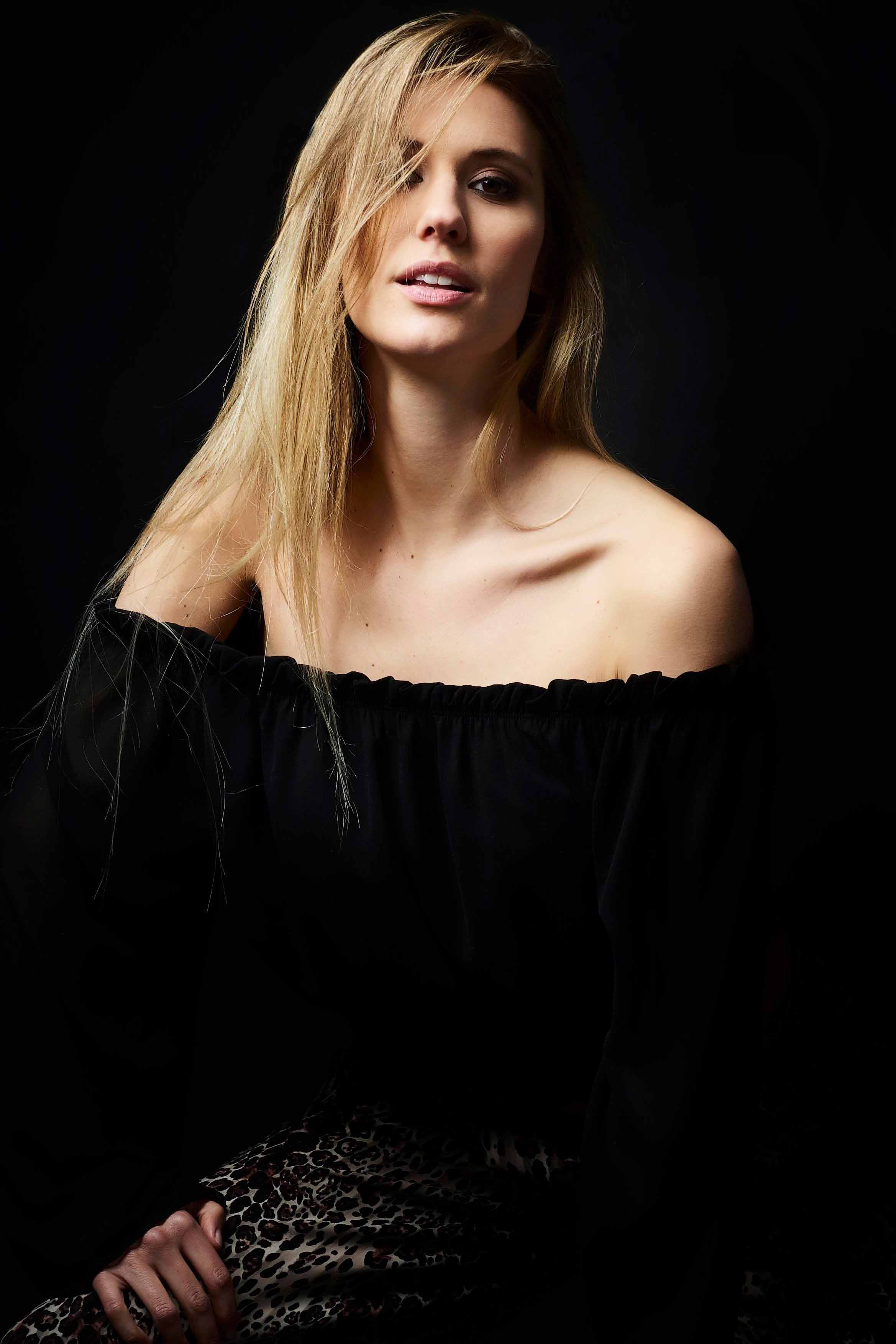 Matilde — Model & Hostess in Milano photo 1